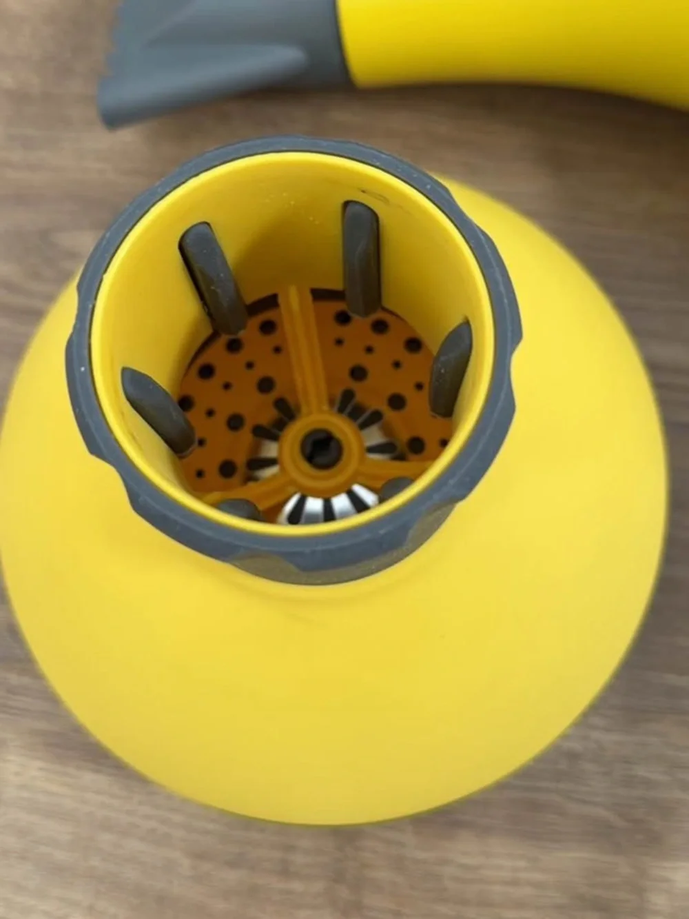 Drybar Yellow Hair Dryer with Yellow Bouncer Diffuser Set